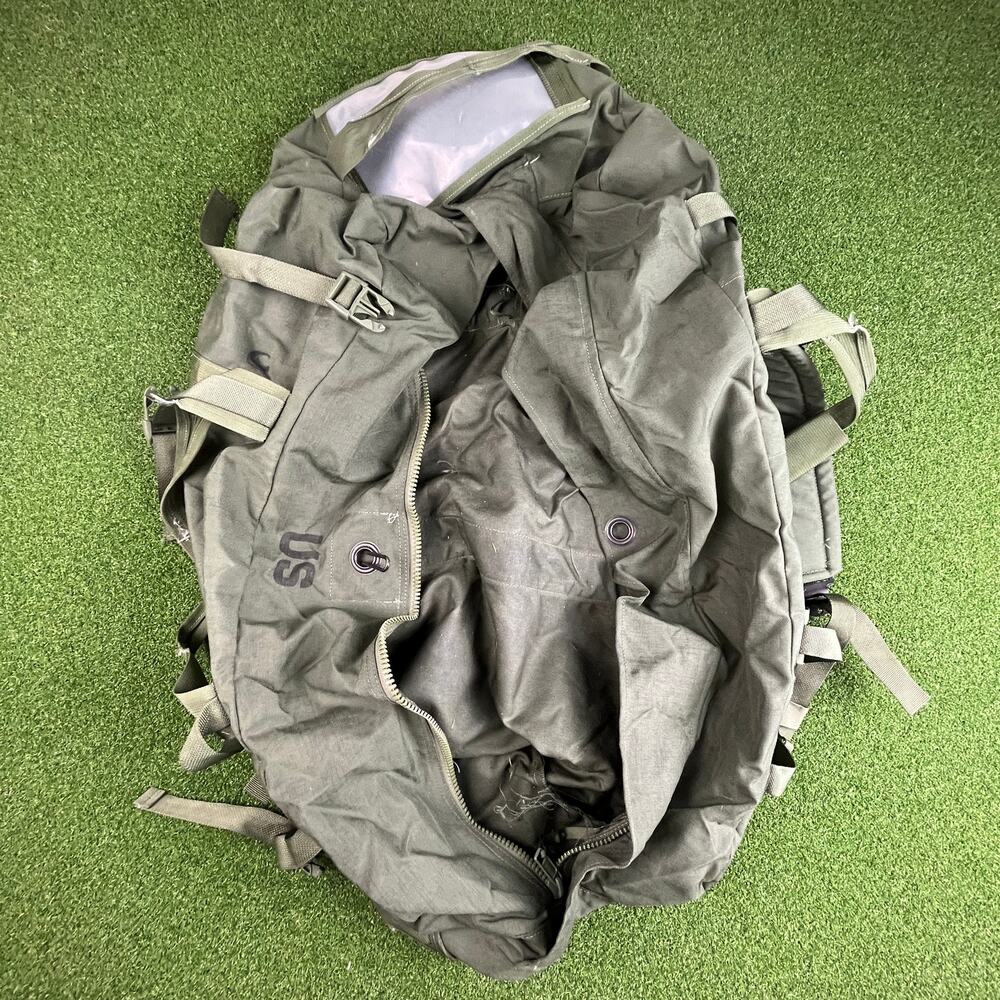 U.S. Military Army Surplus Zip Green Duffle Bag Back Pack - Picture 5 of 5